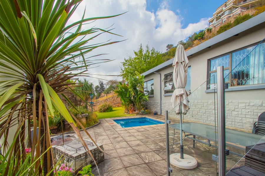 4 Bedroom Property for Sale in Quellerina Gauteng