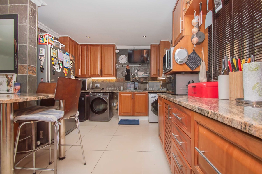 4 Bedroom Property for Sale in Quellerina Gauteng