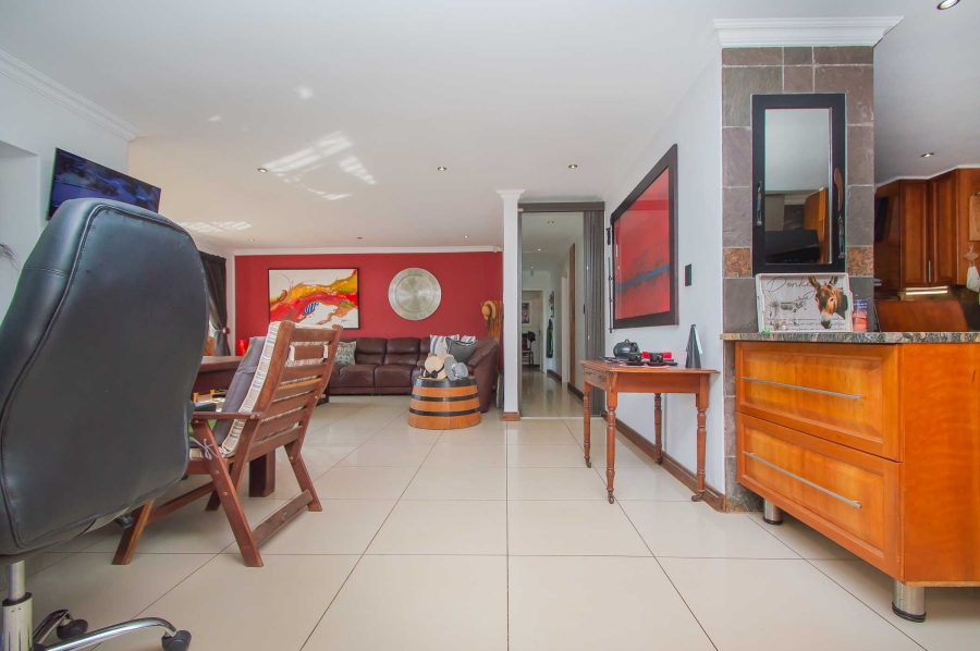 4 Bedroom Property for Sale in Quellerina Gauteng