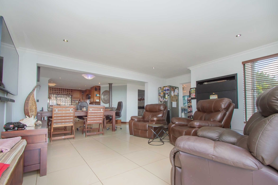 4 Bedroom Property for Sale in Quellerina Gauteng
