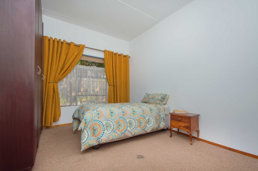 2 Bedroom Property for Sale in Weltevreden Park Gauteng
