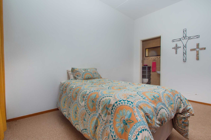 2 Bedroom Property for Sale in Weltevreden Park Gauteng