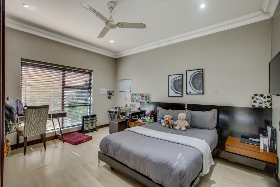 4 Bedroom Property for Sale in Bryanston Gauteng