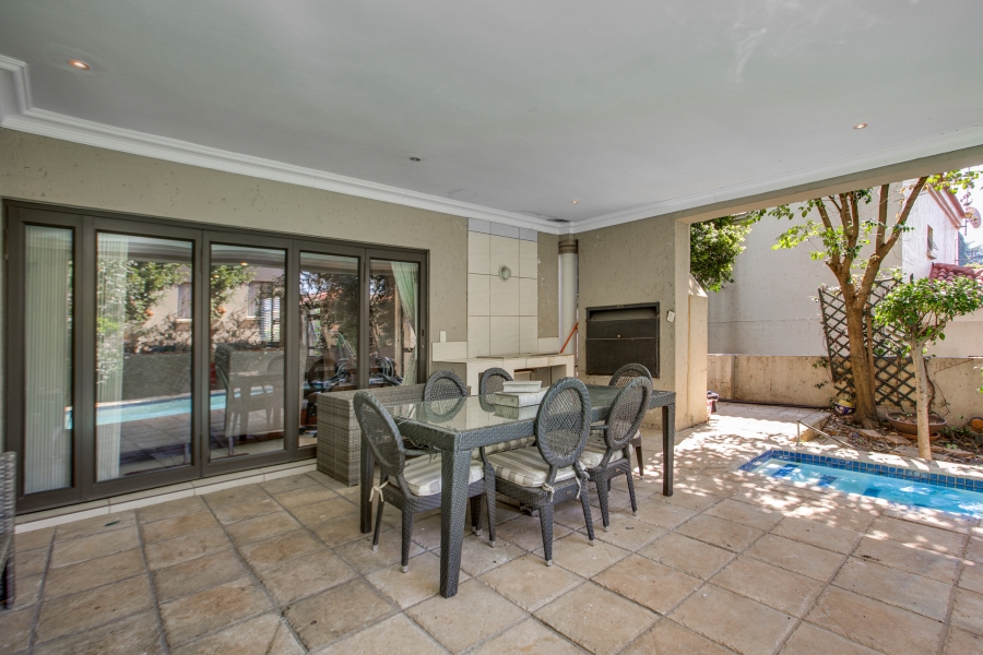4 Bedroom Property for Sale in Bryanston Gauteng
