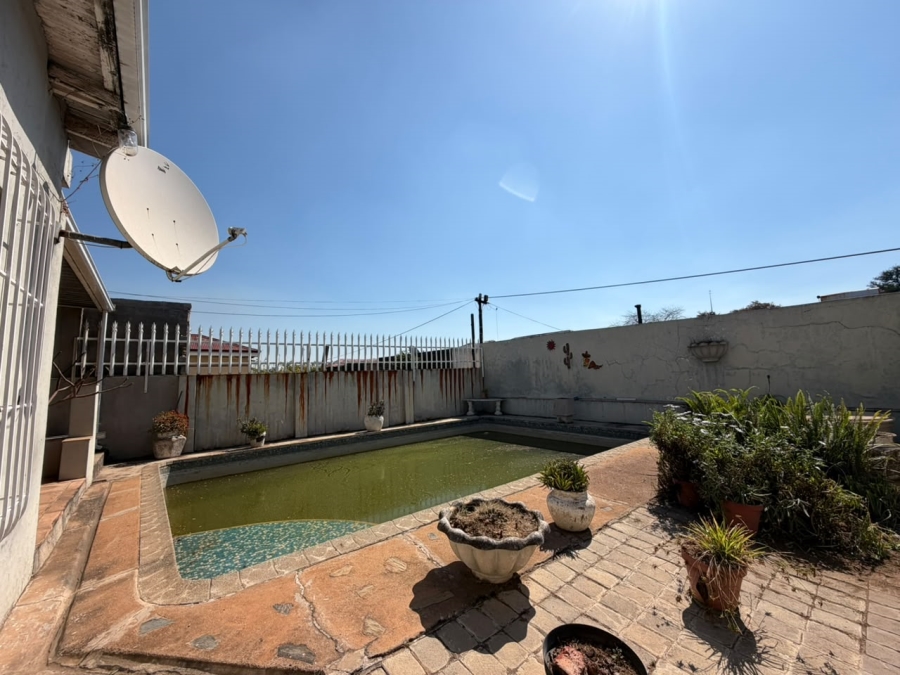 3 Bedroom Property for Sale in Rewlatch Gauteng