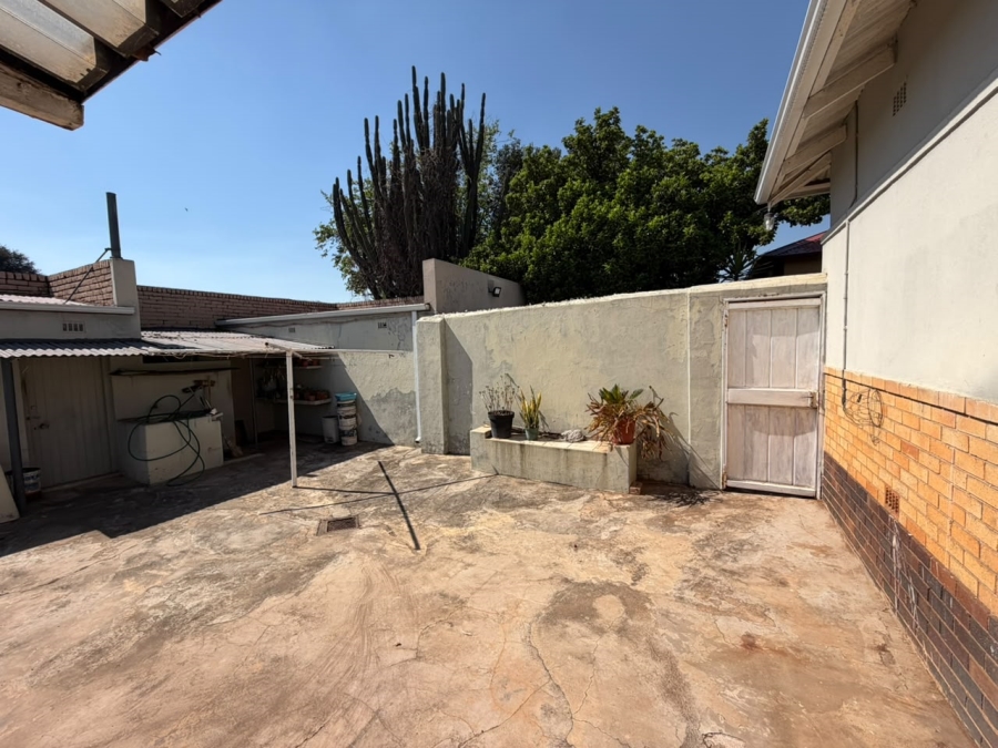 3 Bedroom Property for Sale in Rewlatch Gauteng