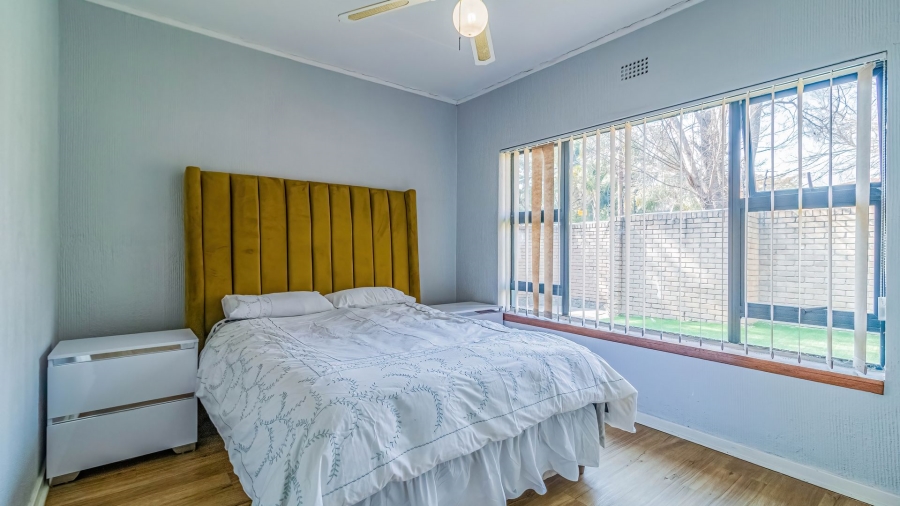 To Let 6 Bedroom Property for Rent in Robin Hills Gauteng