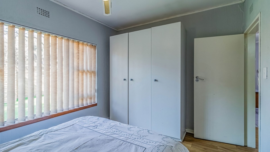 To Let 6 Bedroom Property for Rent in Robin Hills Gauteng