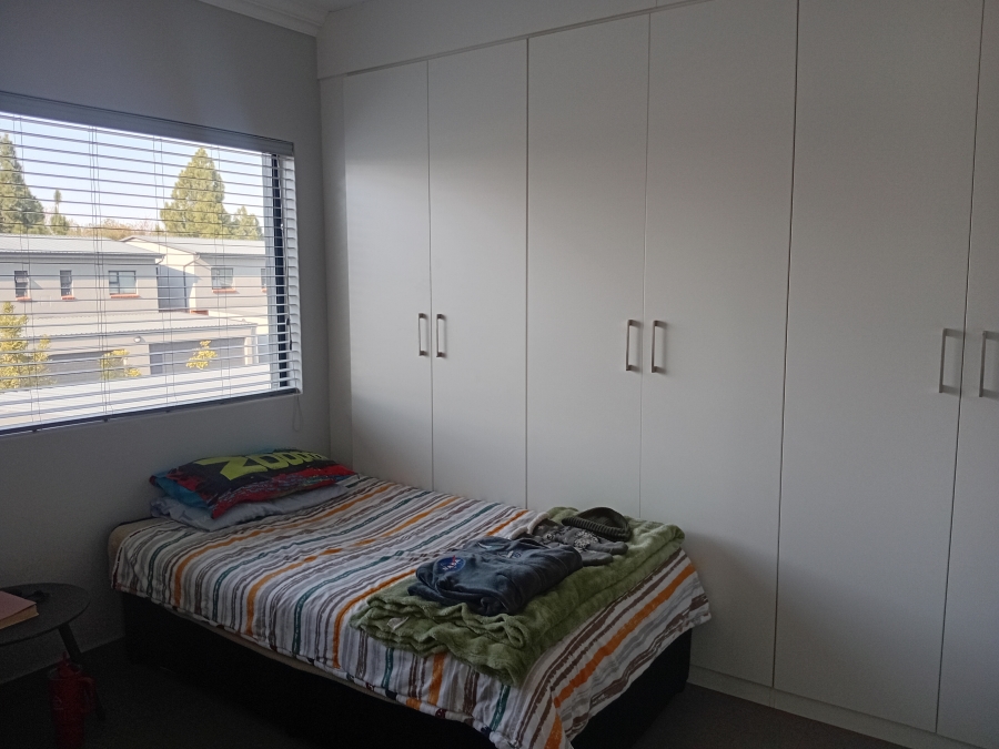 To Let 2 Bedroom Property for Rent in Olympus AH Gauteng