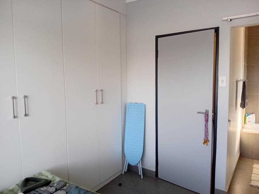 To Let 2 Bedroom Property for Rent in Olympus AH Gauteng