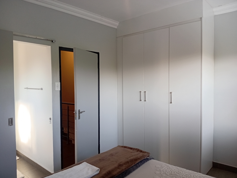 To Let 2 Bedroom Property for Rent in Olympus AH Gauteng