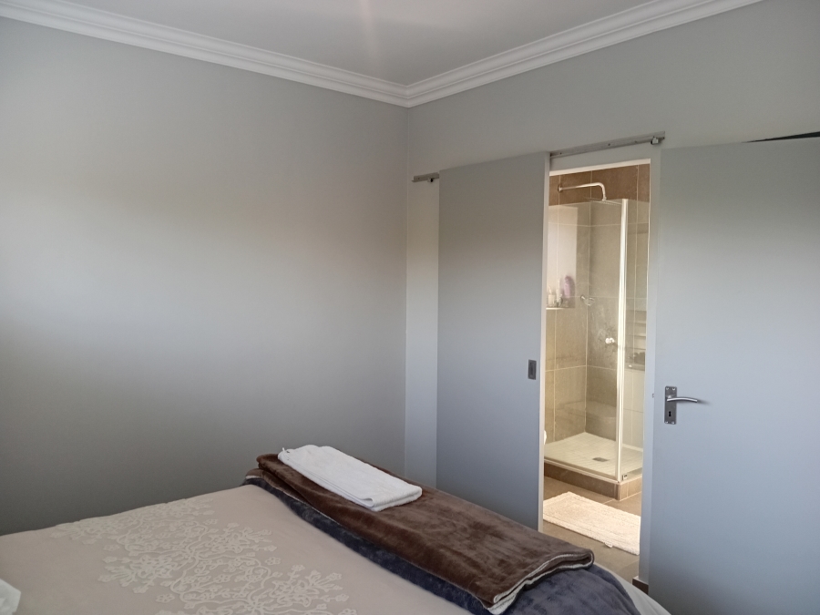 To Let 2 Bedroom Property for Rent in Olympus AH Gauteng