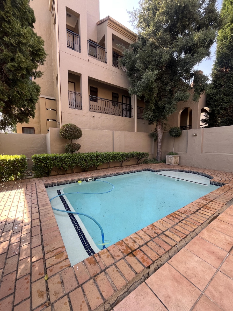 To Let 1 Bedroom Property for Rent in Lonehill Gauteng