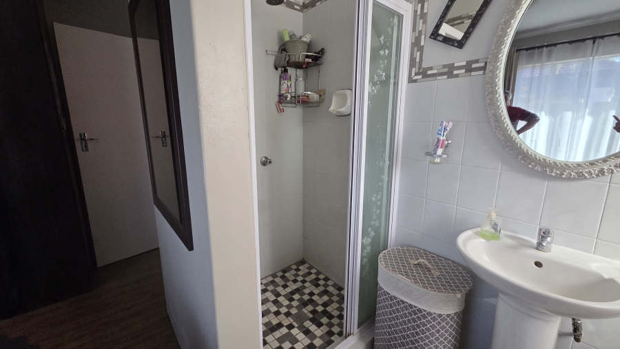 3 Bedroom Property for Sale in Sinoville Gauteng