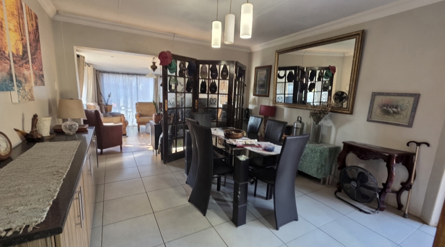 3 Bedroom Property for Sale in Sinoville Gauteng