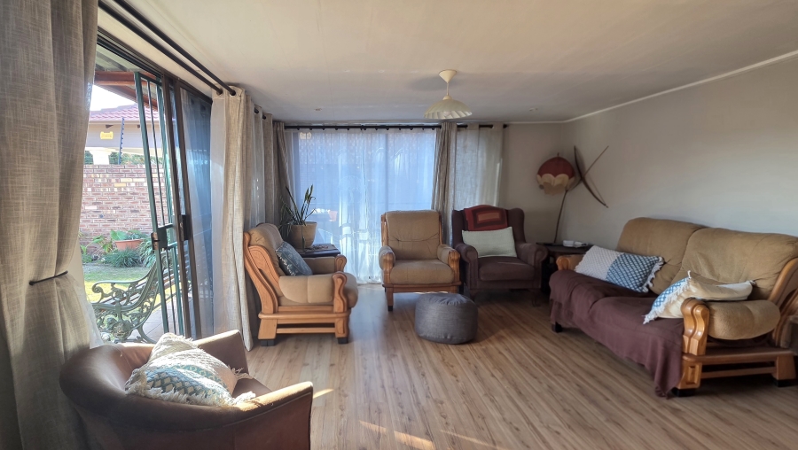 3 Bedroom Property for Sale in Sinoville Gauteng
