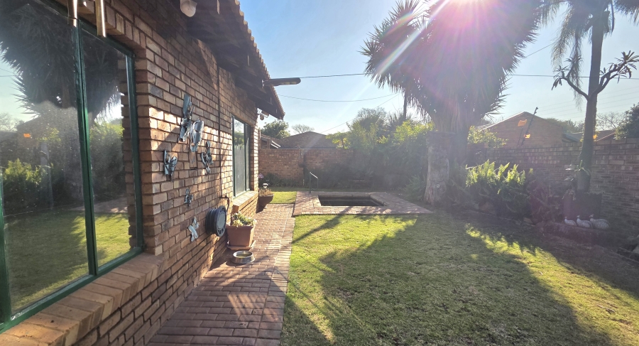 3 Bedroom Property for Sale in Sinoville Gauteng