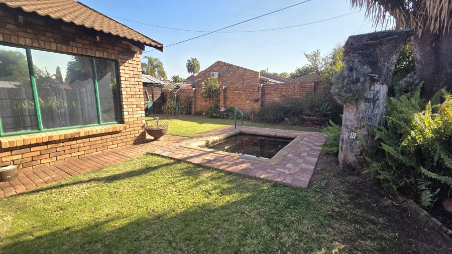 3 Bedroom Property for Sale in Sinoville Gauteng