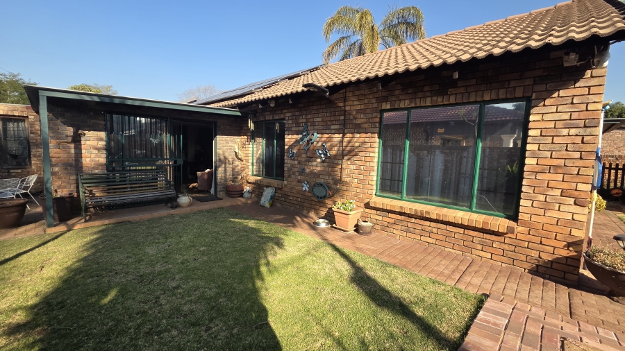3 Bedroom Property for Sale in Sinoville Gauteng