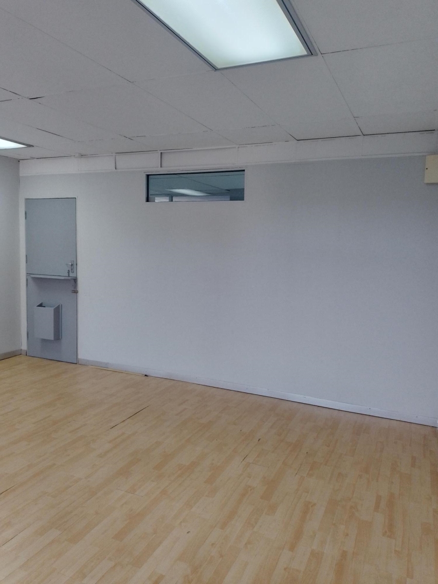 To Let Commercial Property for Rent in Edenvale Central Gauteng