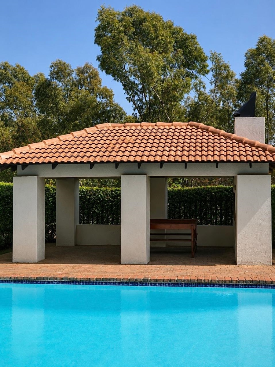 2 Bedroom Property for Sale in Sunninghill Gauteng