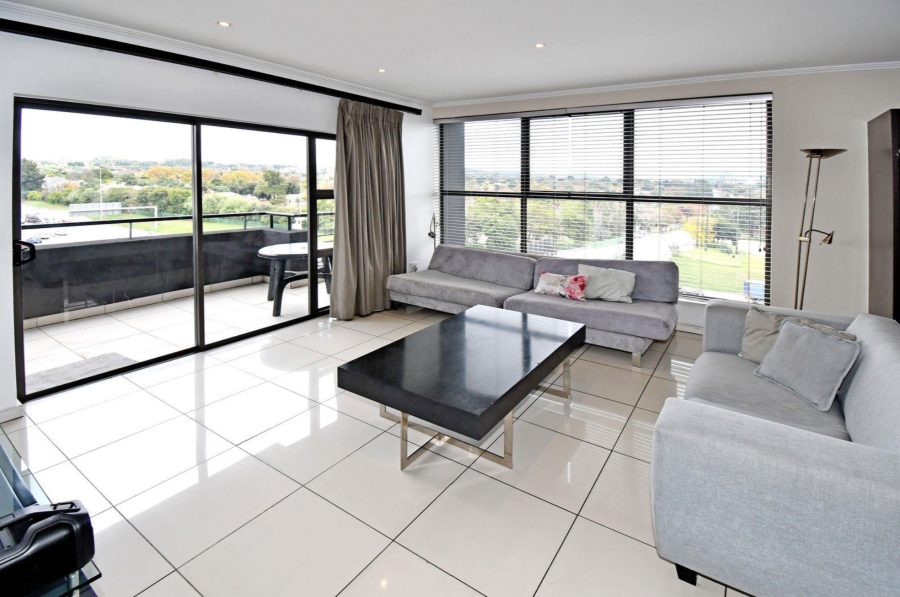 To Let 2 Bedroom Property for Rent in Bedford Gardens Gauteng