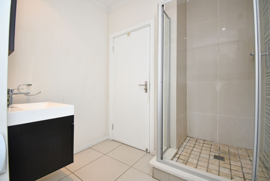 To Let 2 Bedroom Property for Rent in Bedford Gardens Gauteng