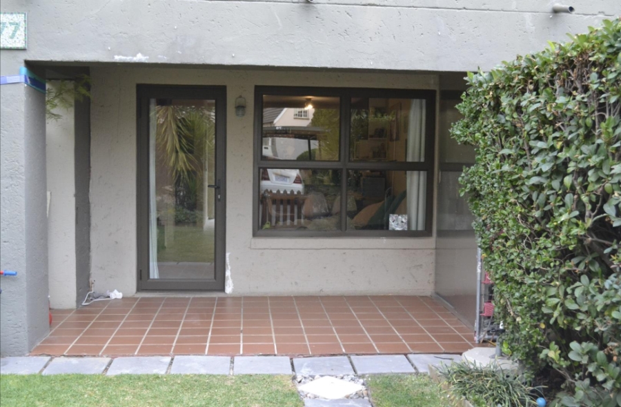 2 Bedroom Property for Sale in Marais Steyn Park Gauteng
