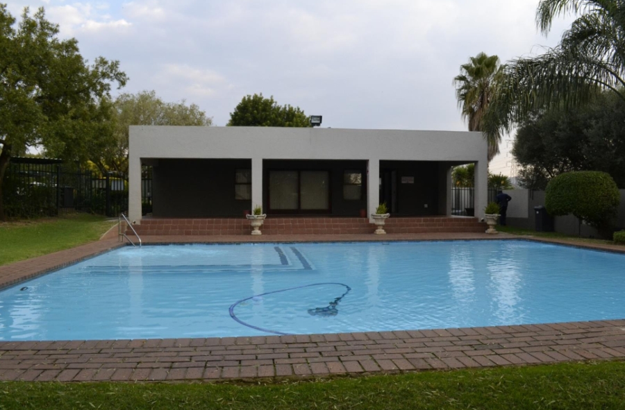 2 Bedroom Property for Sale in Marais Steyn Park Gauteng