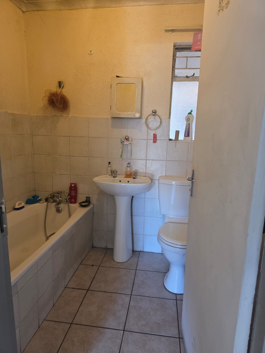 2 Bedroom Property for Sale in Birch Acres Gauteng