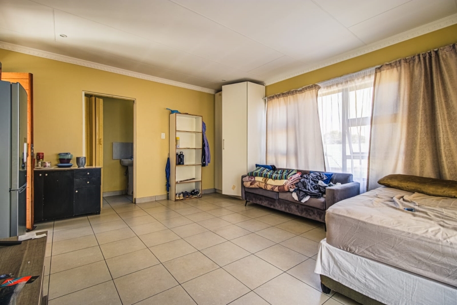 22 Bedroom Property for Sale in Birch Acres Gauteng