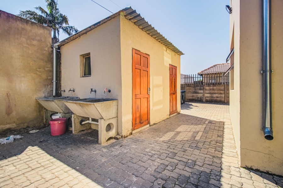 22 Bedroom Property for Sale in Birch Acres Gauteng