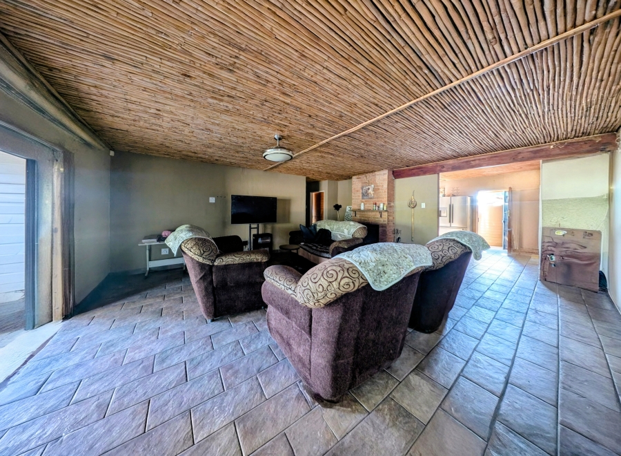 3 Bedroom Property for Sale in Blue Saddle Ranches Gauteng