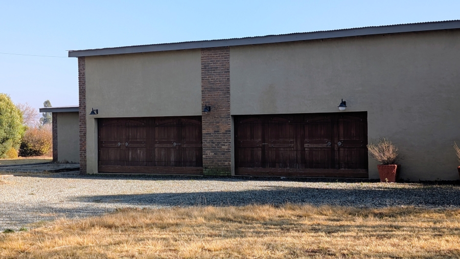 3 Bedroom Property for Sale in Blue Saddle Ranches Gauteng