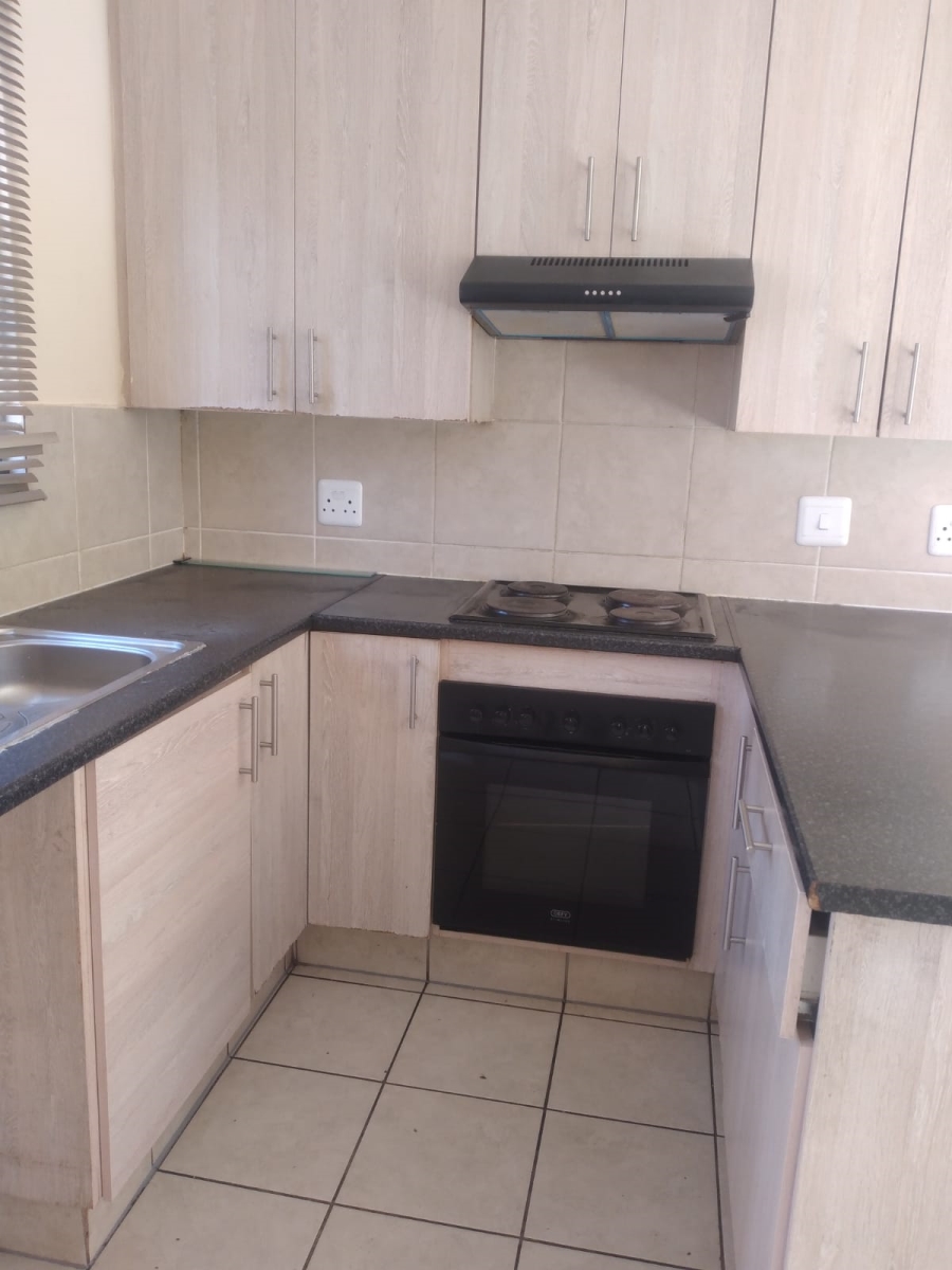 To Let 3 Bedroom Property for Rent in Chantelle Gauteng