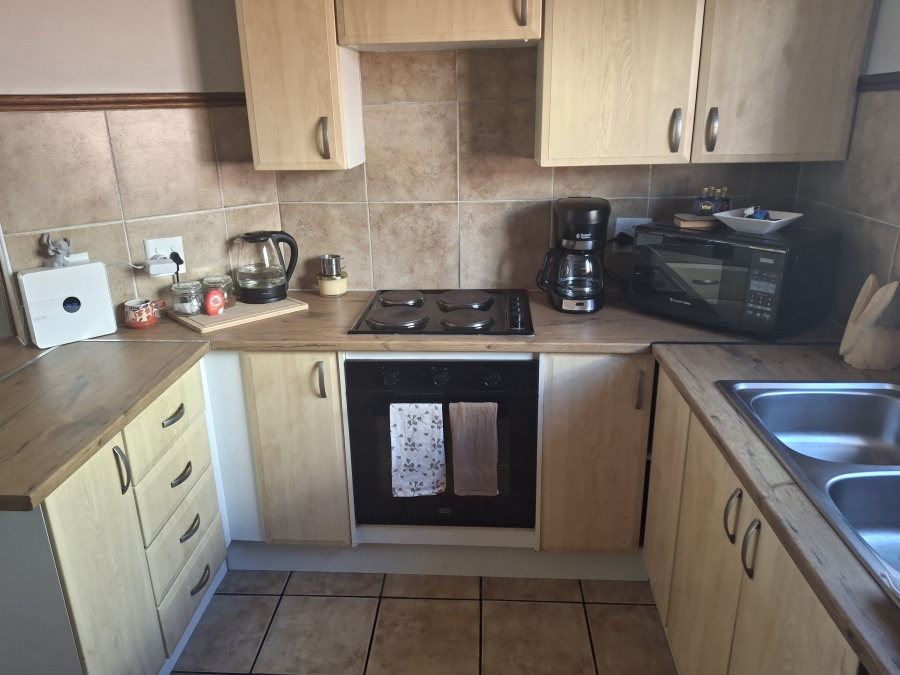 To Let 2 Bedroom Property for Rent in Equestria Gauteng