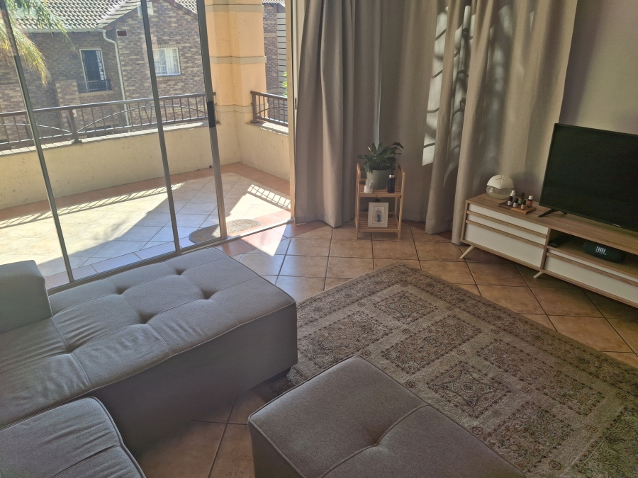 To Let 2 Bedroom Property for Rent in Equestria Gauteng