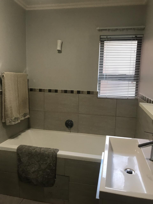 2 Bedroom Property for Sale in Eden Glen Gauteng