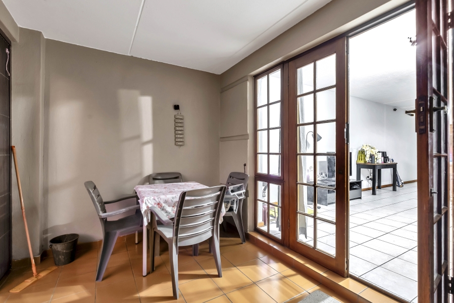 2 Bedroom Property for Sale in Morningside Gauteng