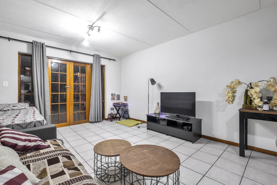 2 Bedroom Property for Sale in Morningside Gauteng