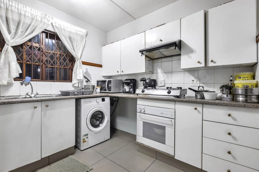 2 Bedroom Property for Sale in Morningside Gauteng