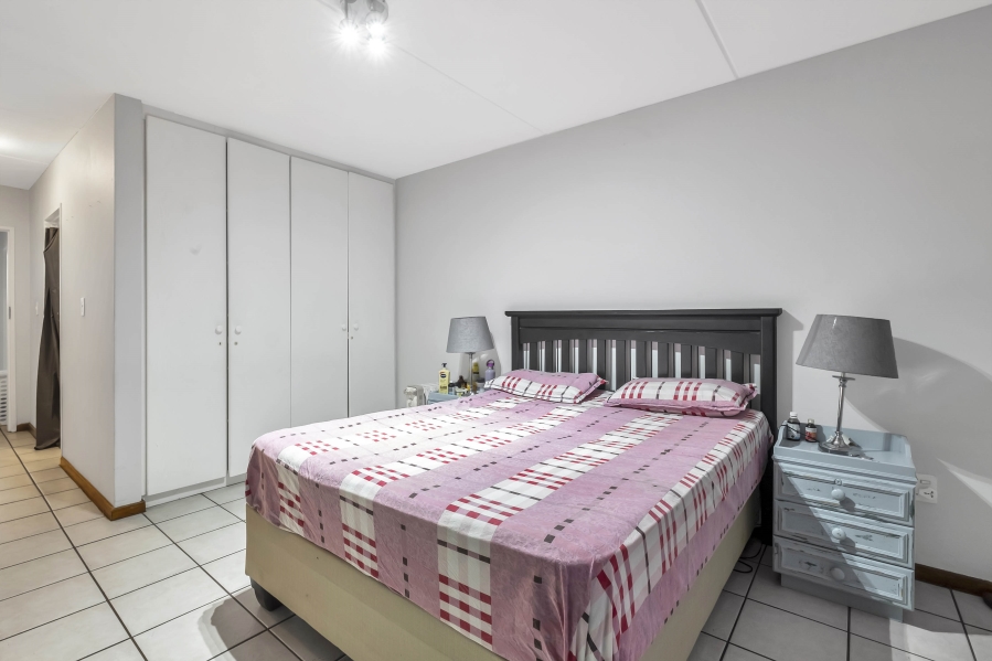 2 Bedroom Property for Sale in Morningside Gauteng