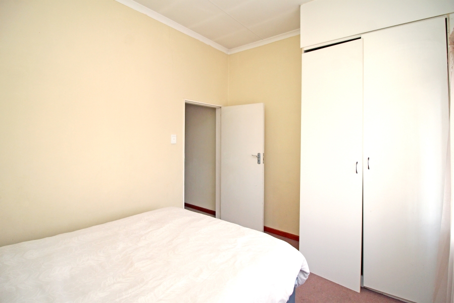 To Let 2 Bedroom Property for Rent in Buccleuch Gauteng