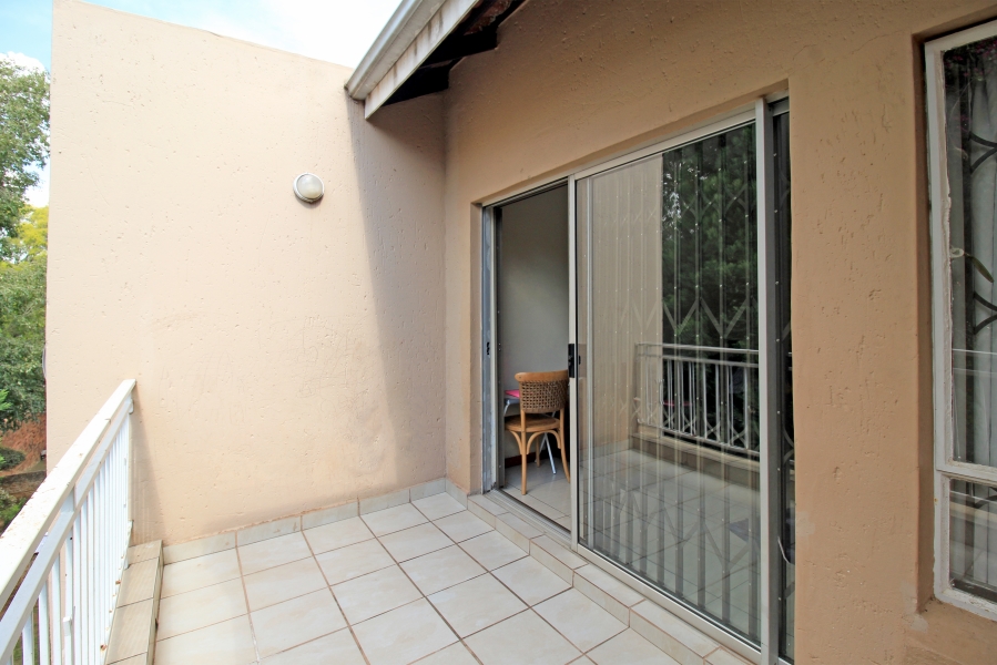 To Let 2 Bedroom Property for Rent in Buccleuch Gauteng