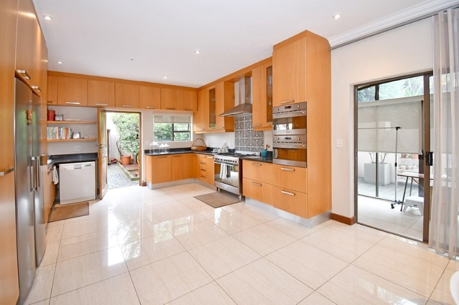4 Bedroom Property for Sale in Kensington Gauteng