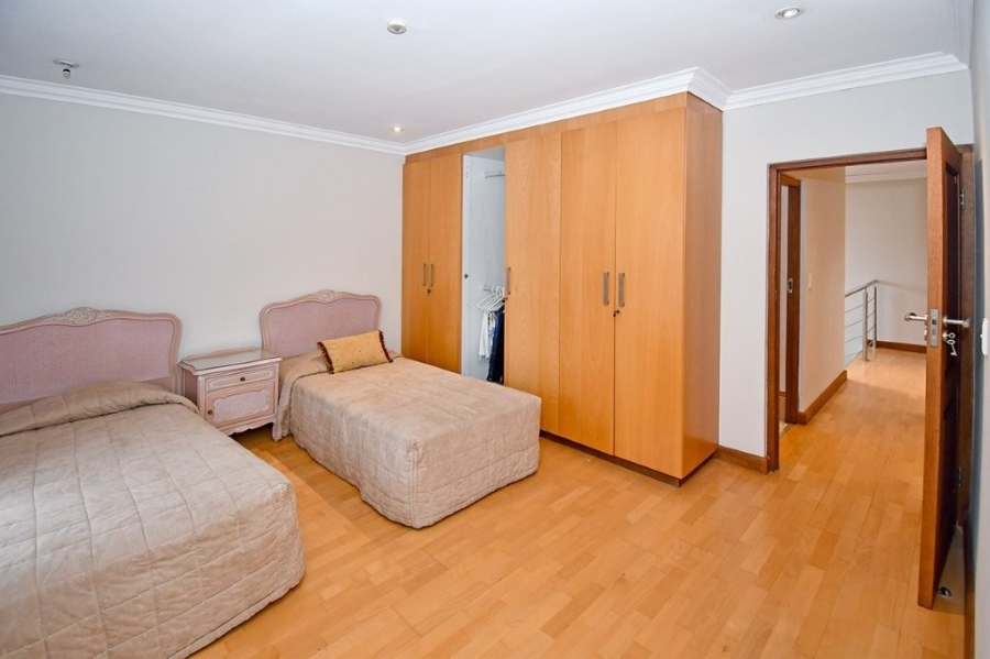 4 Bedroom Property for Sale in Kensington Gauteng