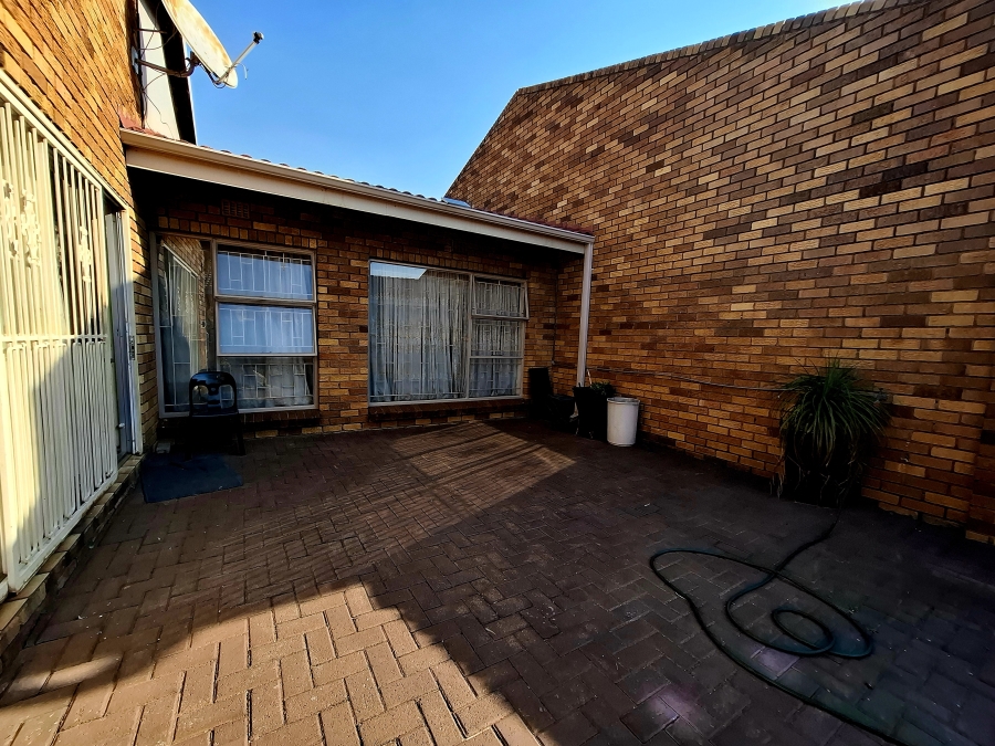 3 Bedroom Property for Sale in Dalpark Ext 1 Gauteng