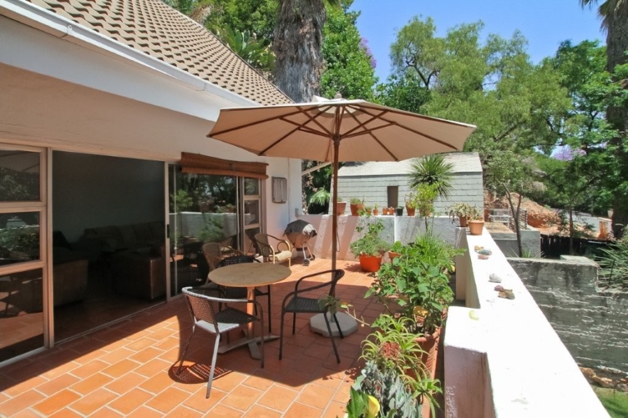 To Let 4 Bedroom Property for Rent in Mountain View Gauteng