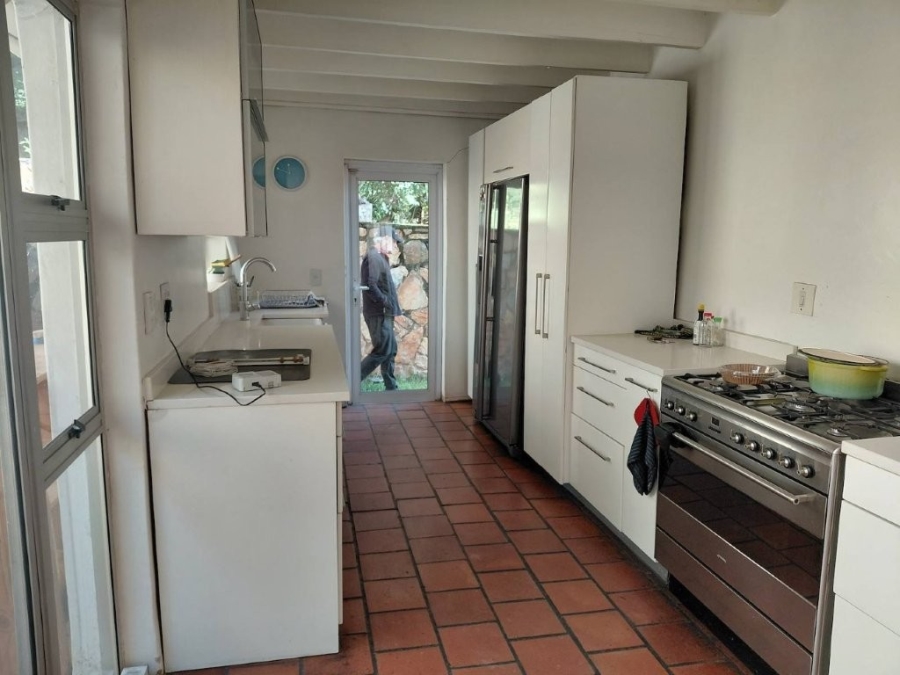 To Let 4 Bedroom Property for Rent in Mountain View Gauteng