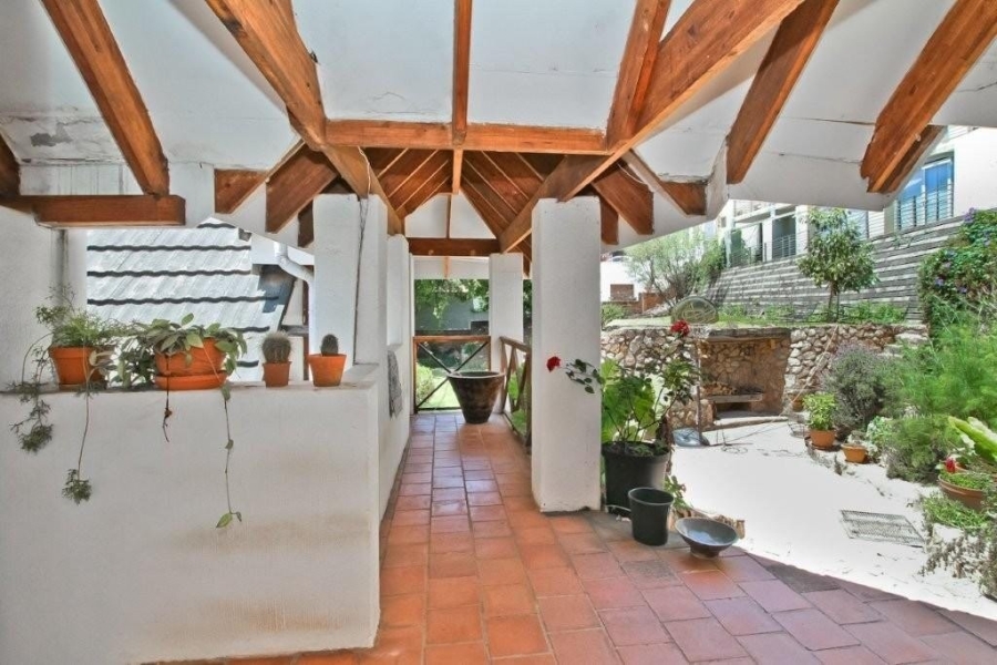 To Let 4 Bedroom Property for Rent in Mountain View Gauteng